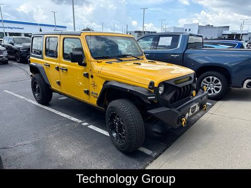 Used 2019 Jeep Wrangler Unlimited Sport S AWD/4WD image 2