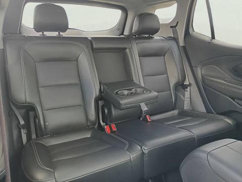 Used 2023 GMC Terrain SLT FWD image 35