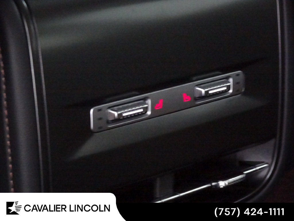 Used 2026 Lincoln Nautilus Premier w/ Equipment Group 102A AWD/4WD image 18