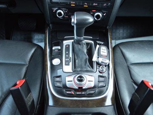 Used 2013 Audi Q5 3.0T Premium Plus AWD/4WD image 25