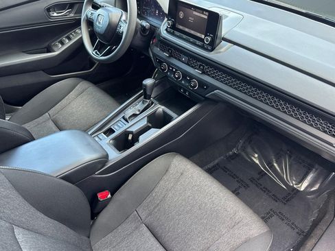 Certified 2024 Honda Accord EX image 31
