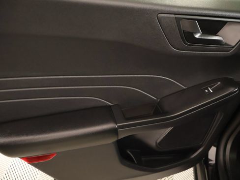 Used 2025 Ford Escape Active FWD image 16