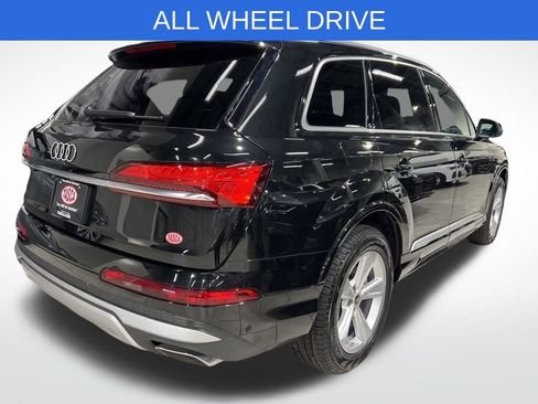 Used 2025 Audi Q7 3.0T Premium w/ Convenience Package image 8