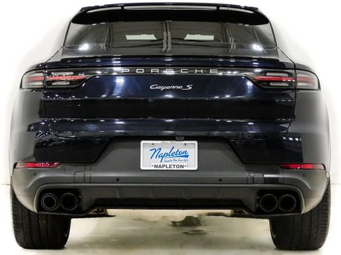 Used 2023 Porsche Cayenne S image 8