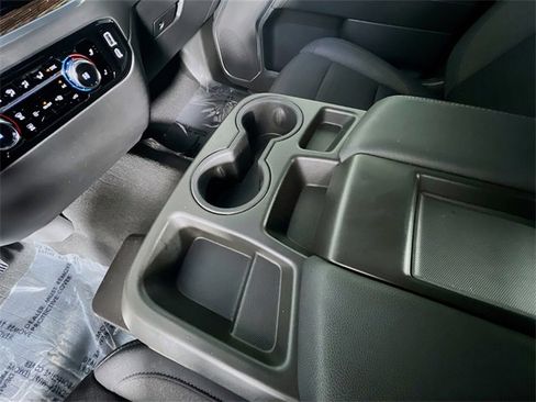 Used 2022 GMC Sierra 1500 Elevation image 24