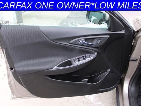 Used 2022 Chevrolet Malibu LT image 17