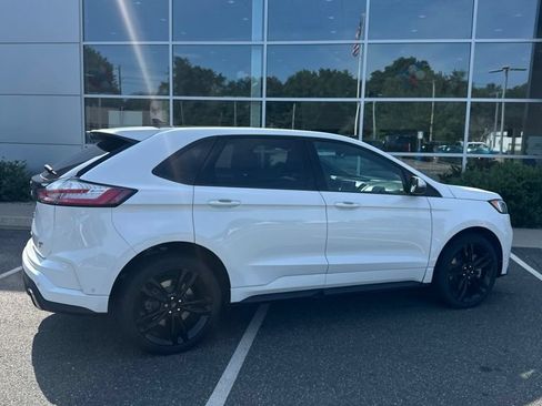 Used 2023 Ford Edge ST w/ Equipment Group 401A AWD/4WD image 4