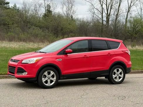 Used 2015 Ford Escape SE AWD/4WD image 6