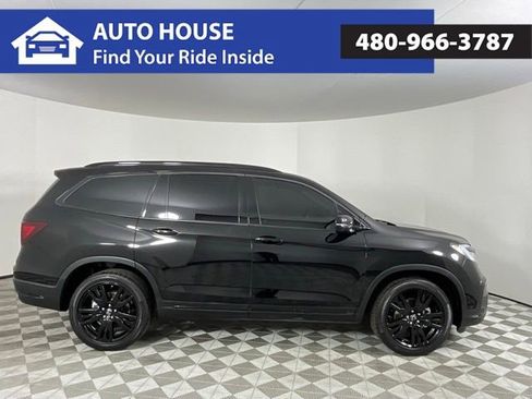 Used 2020 Honda Pilot Black Edition image 2