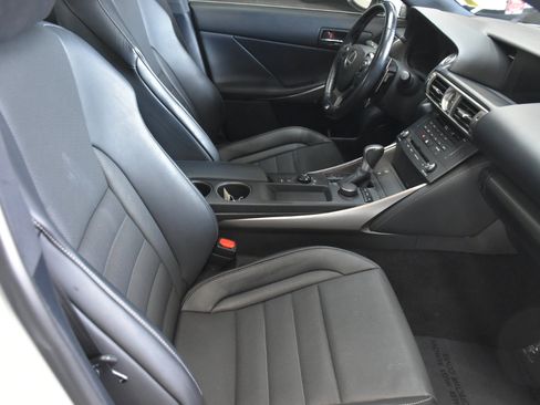 Used 2016 Lexus IS 300 F Sport image 35
