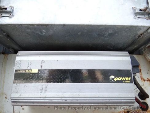 Used 2004 Ford F350 2WD Regular Cab Super Duty image 25