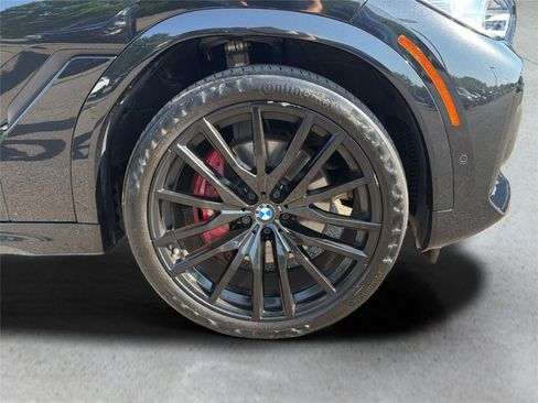 Used 2022 BMW X6 xDrive40i w/ Executive Package AWD/4WD image 42