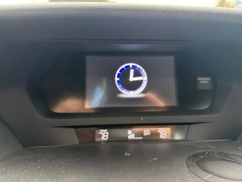 Used 2020 Acura ILX Sedan 4D image 16