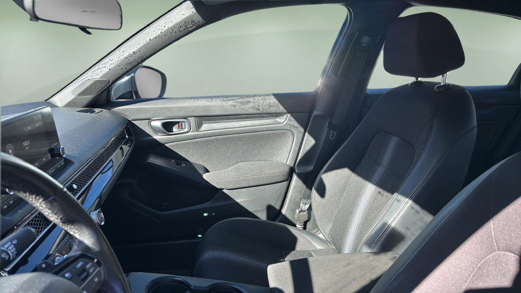 Used 2023 Honda Civic Sport image 13