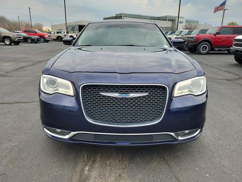Used 2016 Chrysler 300 Limited image 6