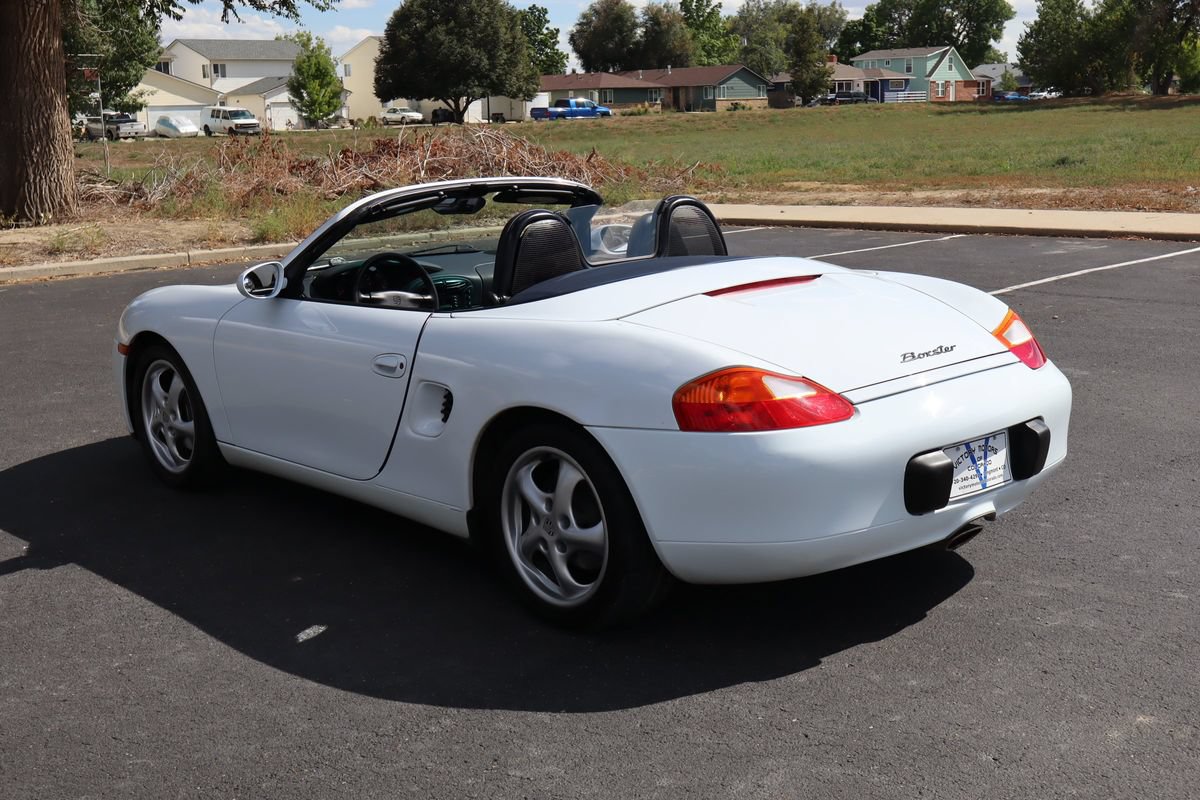Used 1999 Porsche Boxster RWD image 8