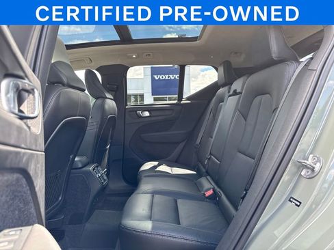 Used 2023 Volvo XC40 B5 Plus w/ Protection Package Premier AWD/4WD image 5