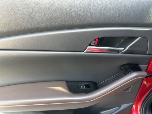 Certified 2025 MAZDA CX-30 AWD 2.5 S w/ Premium Package image 14