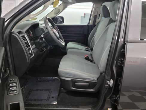 Used 2018 RAM 1500 Express w/ Express Value Package AWD/4WD image 11