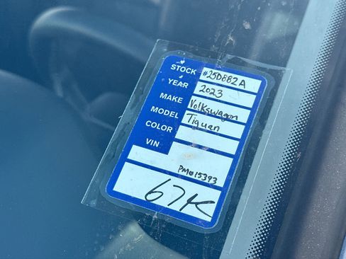 Used 2023 Volkswagen Tiguan SE FWD image 27