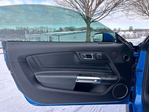 Used 2019 Ford Mustang GT Premium w/ Equipment Group 401A image 11