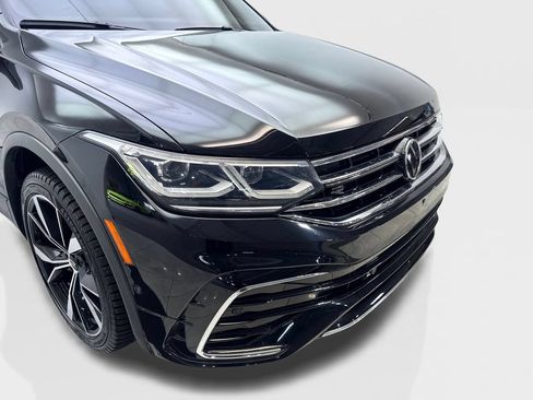 Used 2024 Volkswagen Tiguan SEL R-Line AWD/4WD image 17