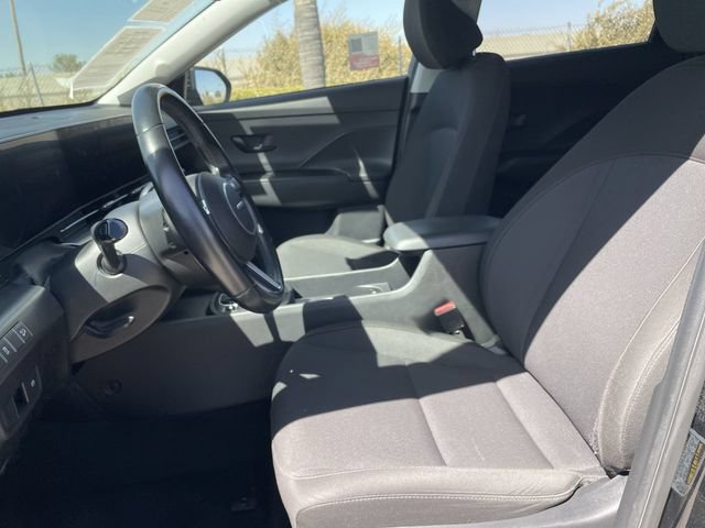 Used 2025 Hyundai Kona SEL FWD image 18