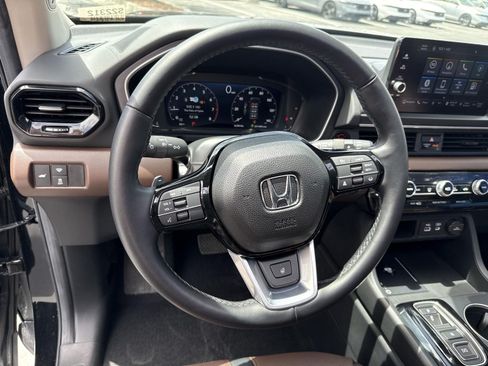 Certified 2025 Honda Pilot Elite image 20