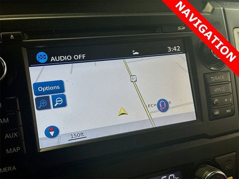 Used 2018 Nissan Titan SL w/ Midnight Edition image 14