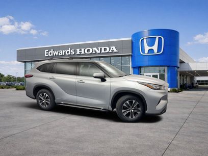 Used 2020 Toyota Highlander XLE