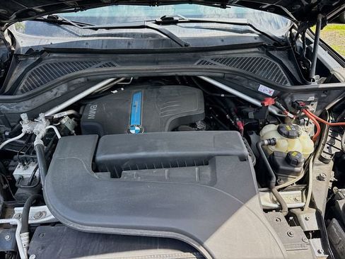 Used 2017 BMW X5 xDrive40e AWD/4WD image 23