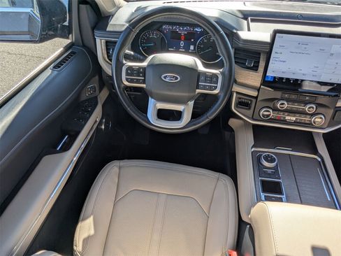 Used 2024 Ford Expedition Max Limited image 18