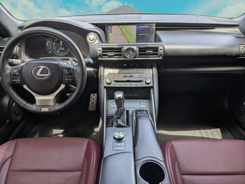 Used 2019 Lexus IS 300 F Sport w/ F Sport Package RWD image 19