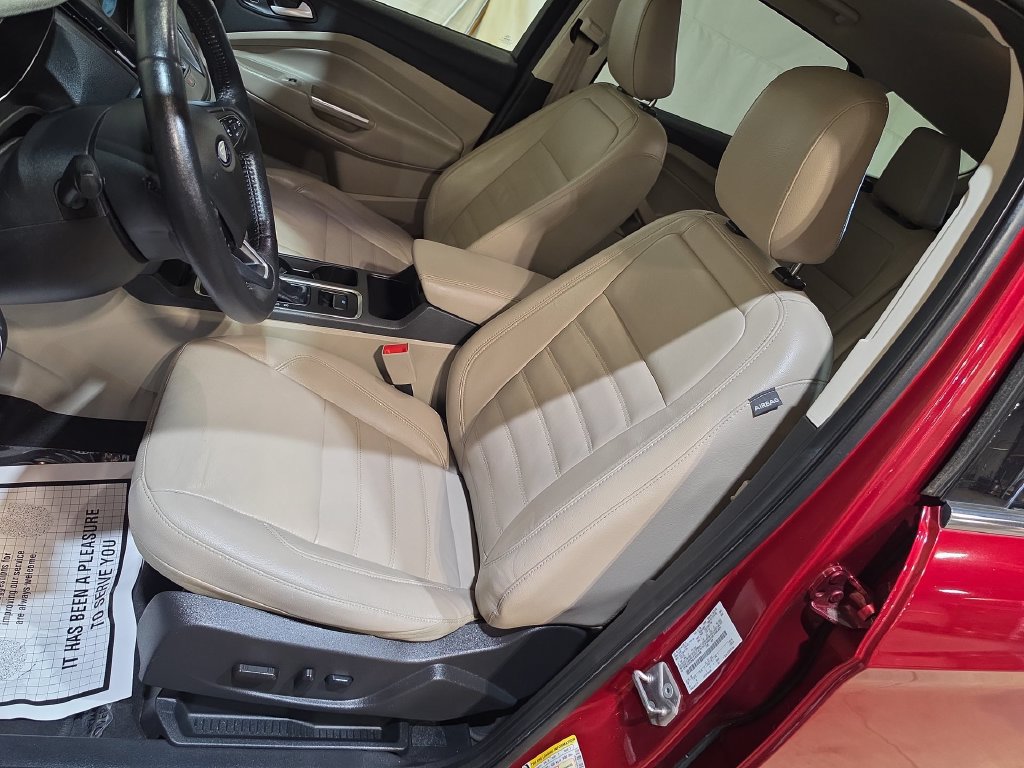 Used 2018 Ford Escape SEL FWD image 13