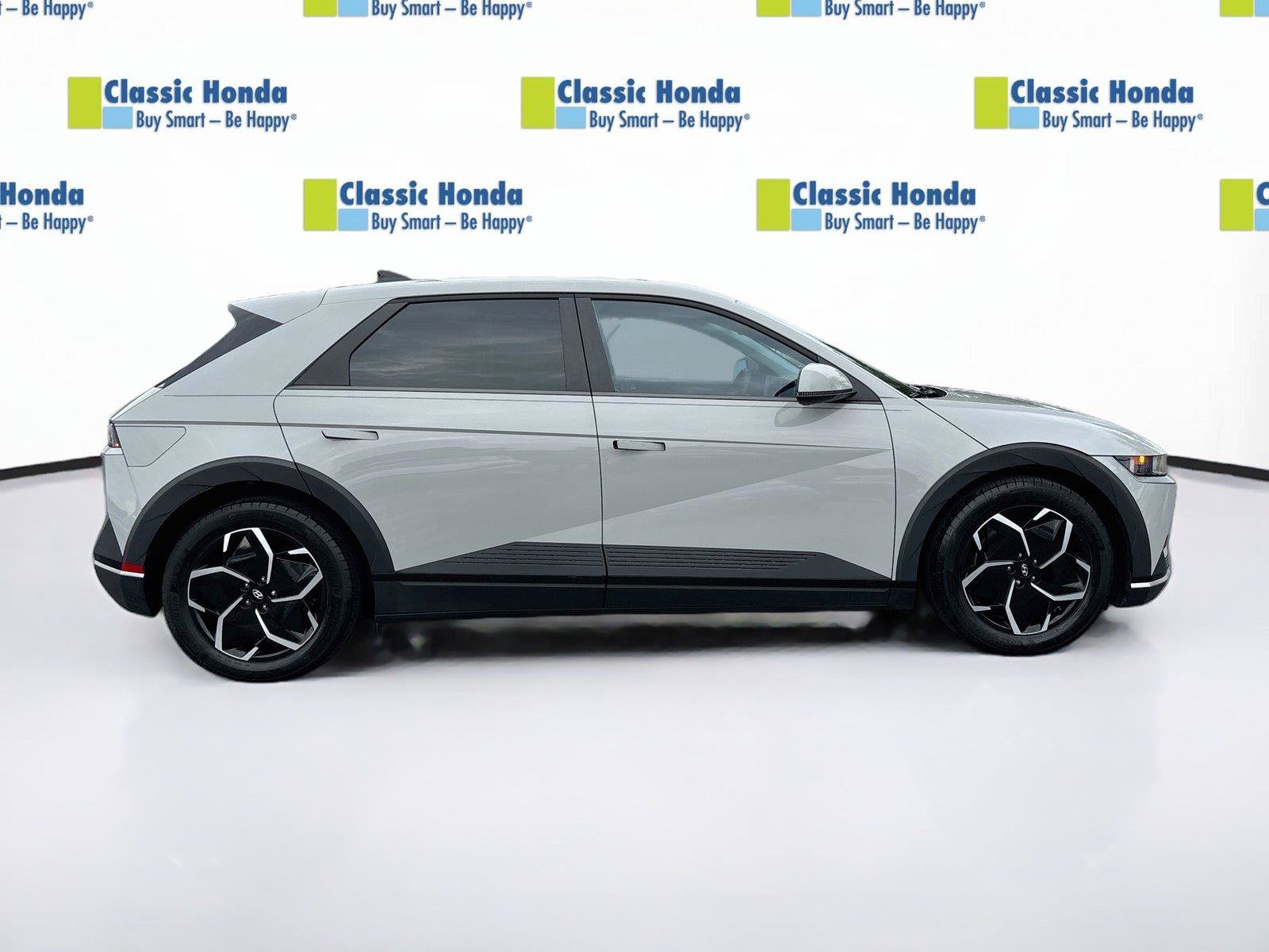 Used 2024 Hyundai Ioniq 5 SEL RWD image 9