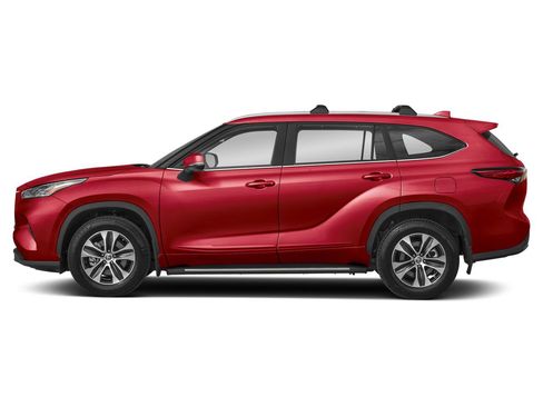 New 2026 Toyota Highlander XLE image 3