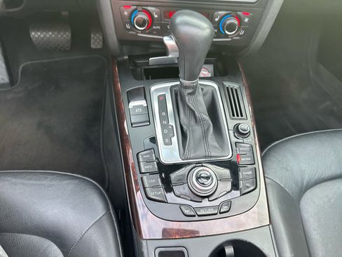 Used 2010 Audi A5 2.0T Premium Plus image 21