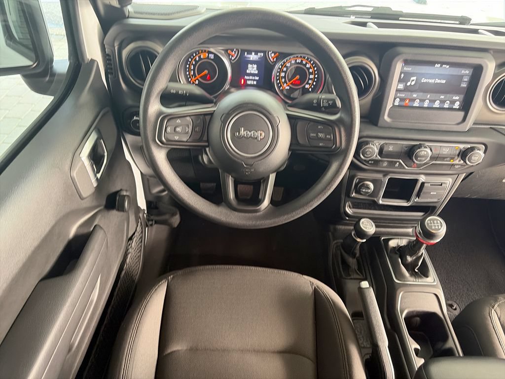 Used 2023 Jeep Wrangler Sport AWD/4WD image 30