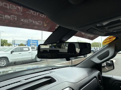 Used 2019 Chevrolet Silverado 1500 Custom Trail Boss w/ Custom Convenience Package image 25