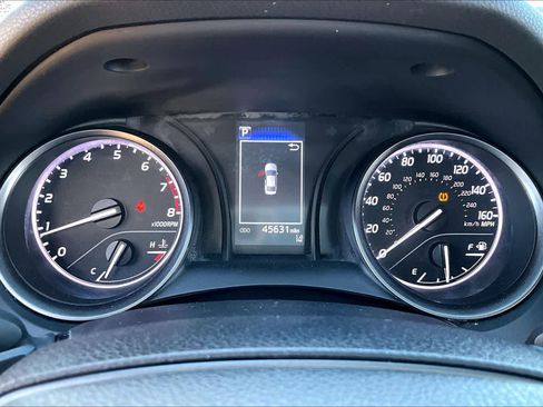 Used 2024 Toyota Camry SE image 24