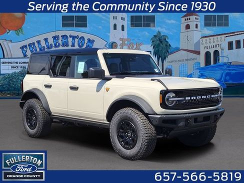 New 2026 Ford Bronco Badlands w/ Wildtrak Package AWD/4WD image 1