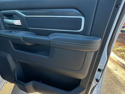 Used 2025 RAM 2500 Lone Star w/ Bed Convenience Group image 18