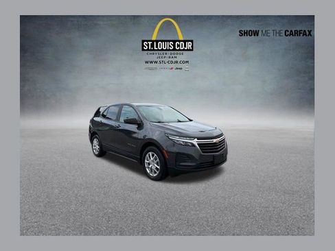 Used 2022 Chevrolet Equinox LS w/ LS Convenience Package FWD image 1