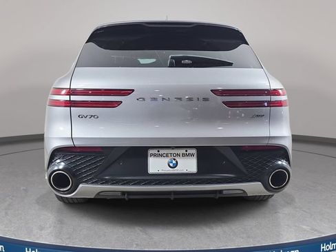 Used 2023 Genesis GV70 2.5T w/ Sport Prestige Package AWD/4WD image 7
