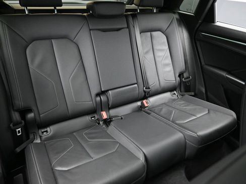 Used 2020 Audi Q3 2.0T Prestige image 31