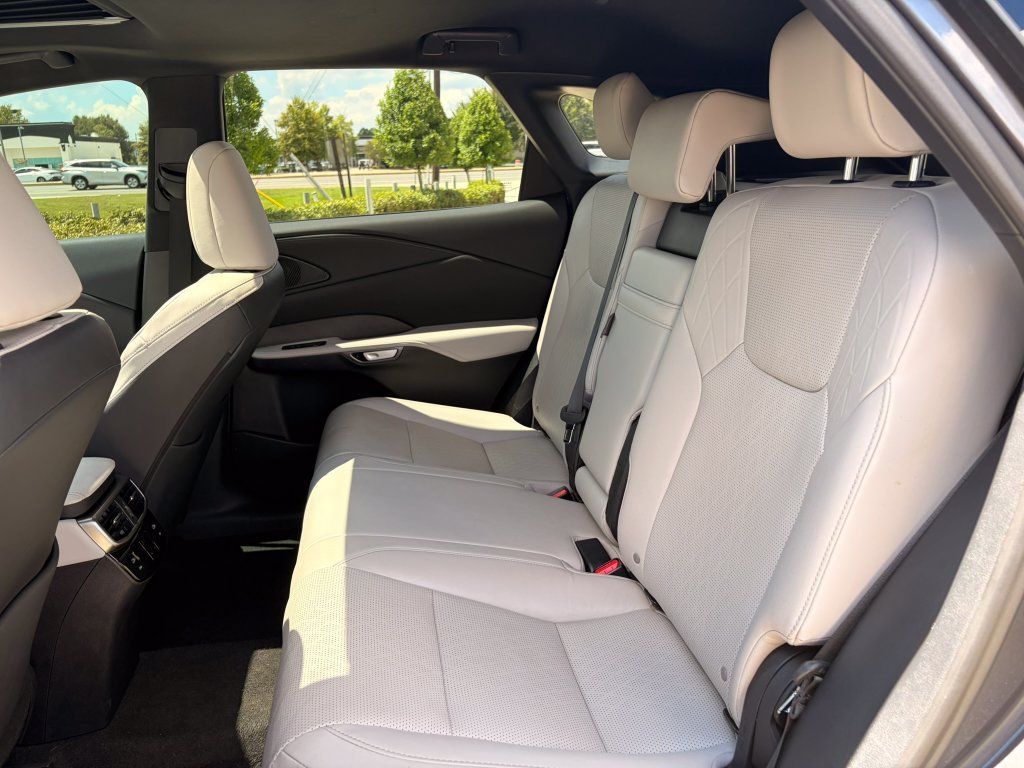 Used 2024 Lexus RX 350 Premium Plus w/ Convenience Package AWD/4WD image 15