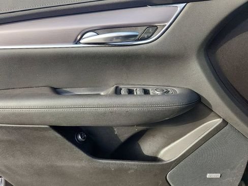 Used 2023 Cadillac XT5 Luxury image 15