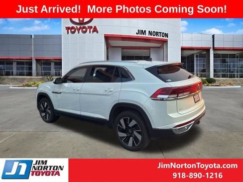 Used 2024 Volkswagen Atlas Cross Sport SEL AWD/4WD image 4