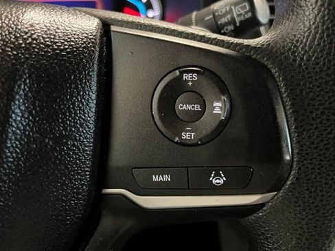 Used 2021 Honda Pilot EX image 24