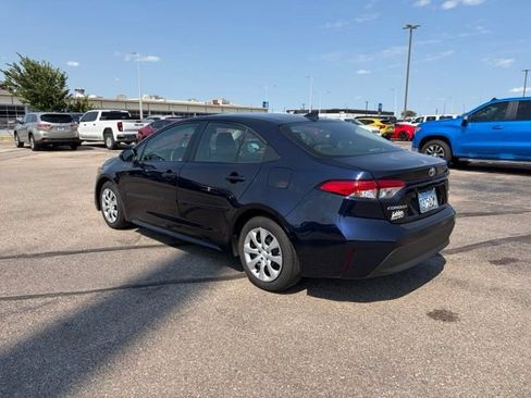 Used 2024 Toyota Corolla LE FWD image 5